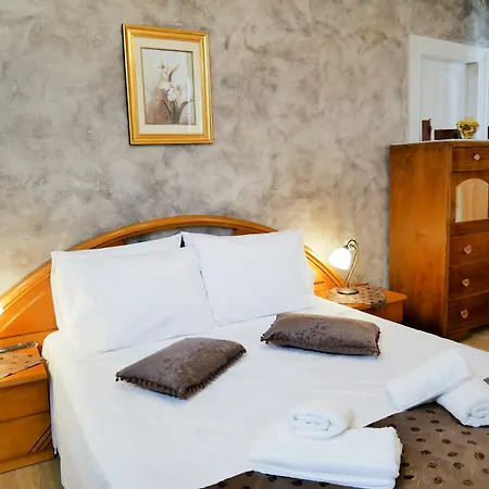 Corfu Old Town Traditional House Apartment Corfu (city)